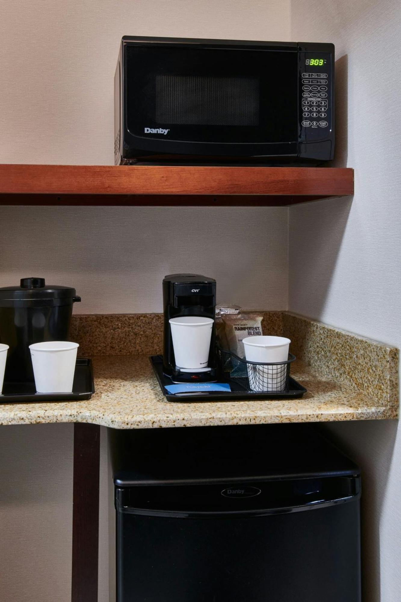 Fairfield Inn & Suites Detroit Livonia Dış mekan fotoğraf