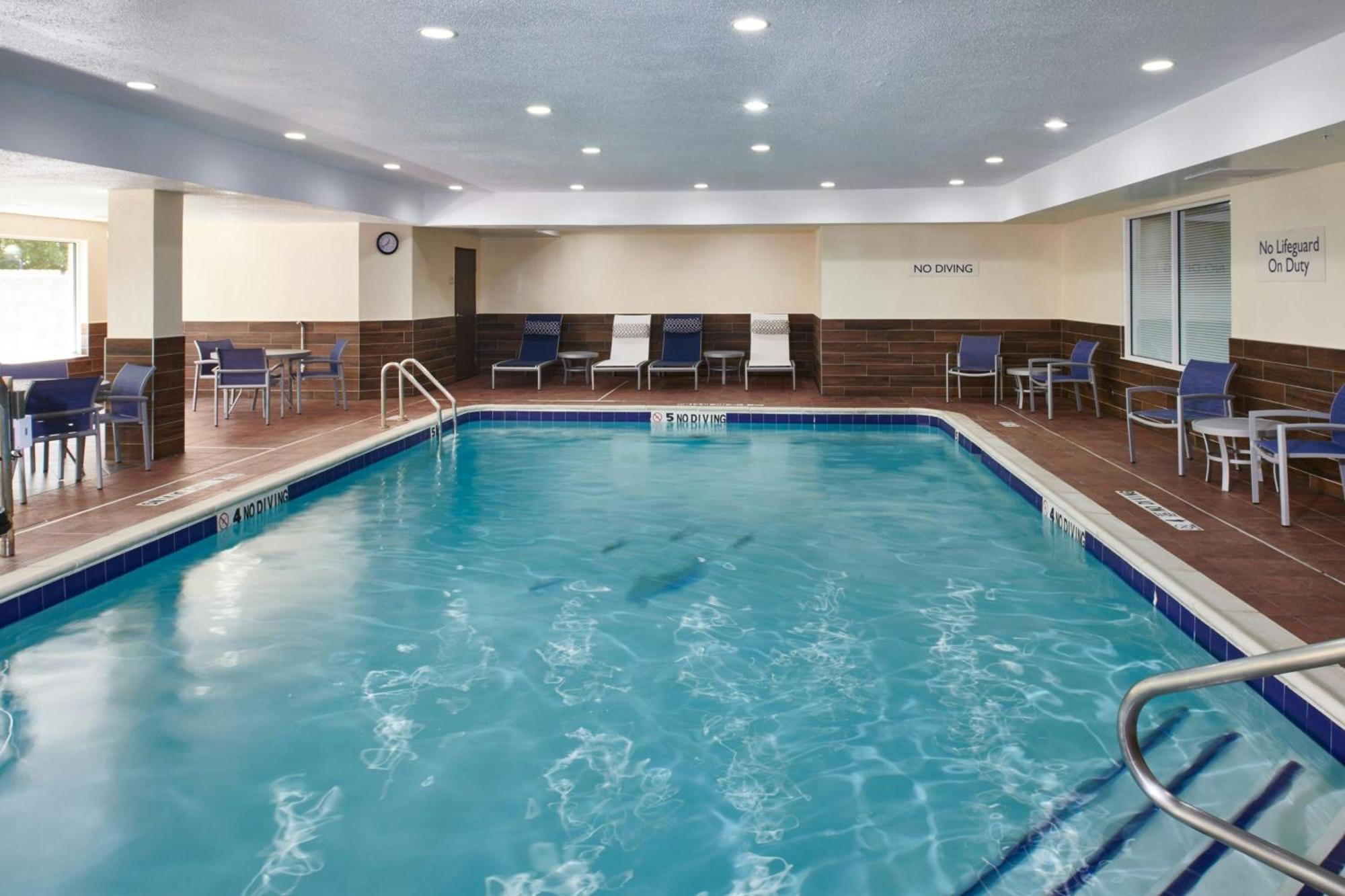 Fairfield Inn & Suites Detroit Livonia Dış mekan fotoğraf